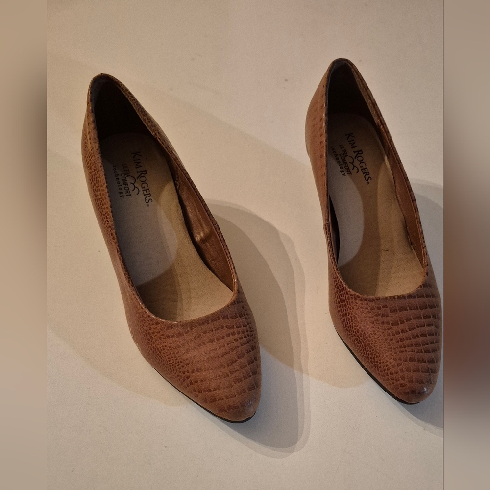 Kim Rogers Brown Textured Heels